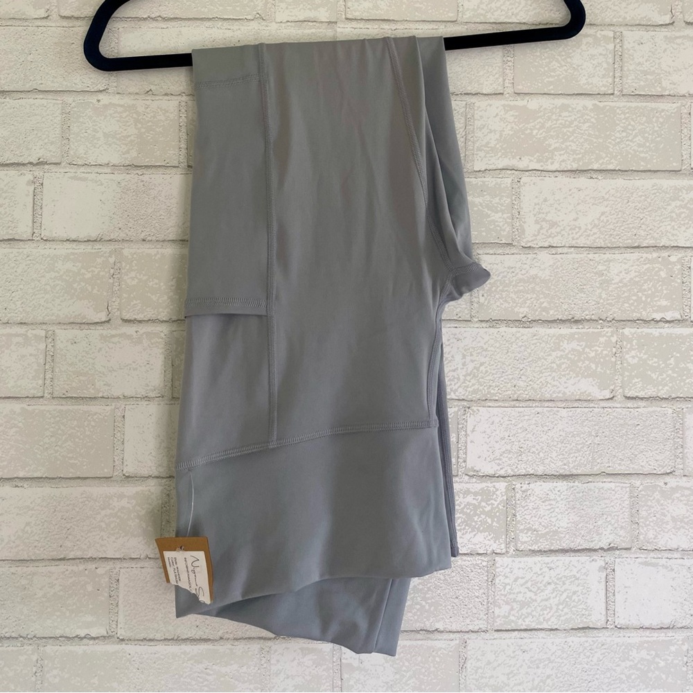 Niyama Sol yoga pants / leggings. NWT. Size XL